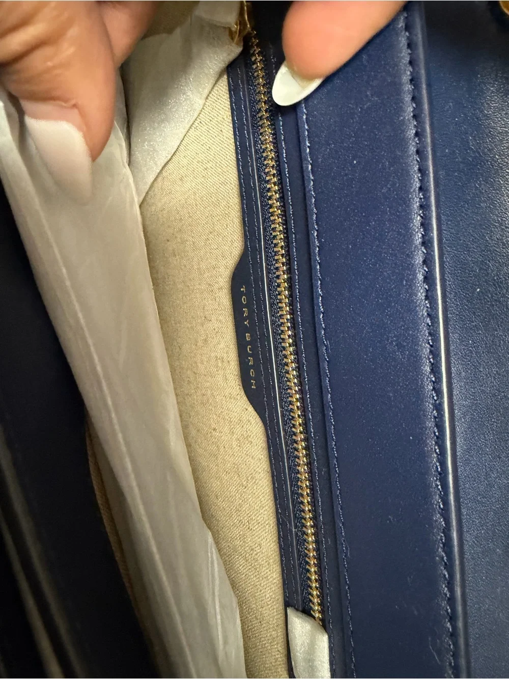 Tory Burch Patent Leather Shoulder Bag in Deep Navy with Gold Hardware